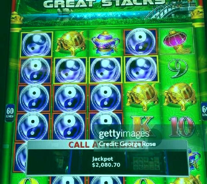 Drac s Stacks slot machine