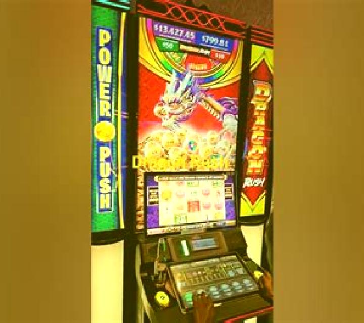 Dragon Rush slot machine