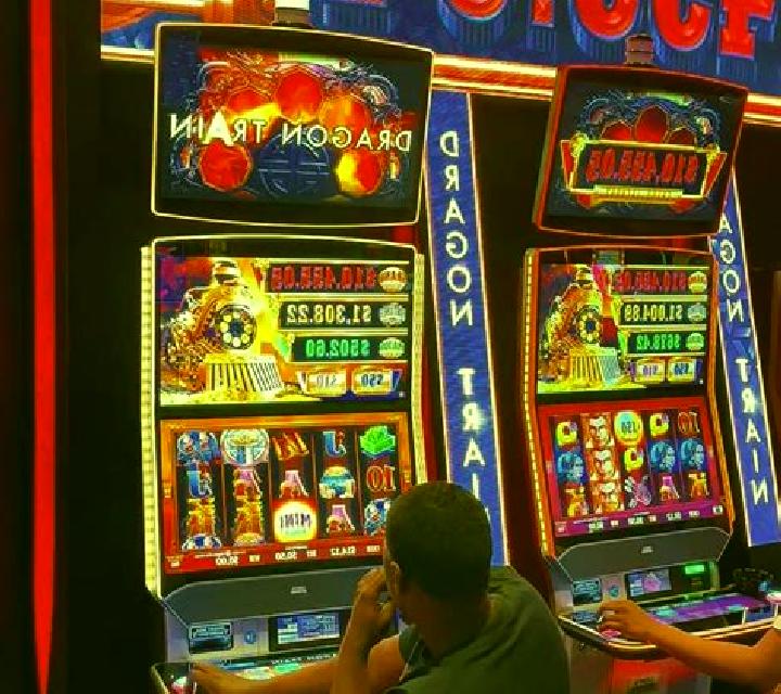 Dragon s Gold (X Room) slot game