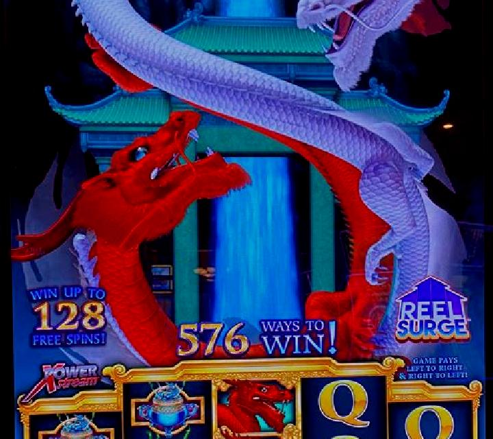 Dragons Queen slot machine