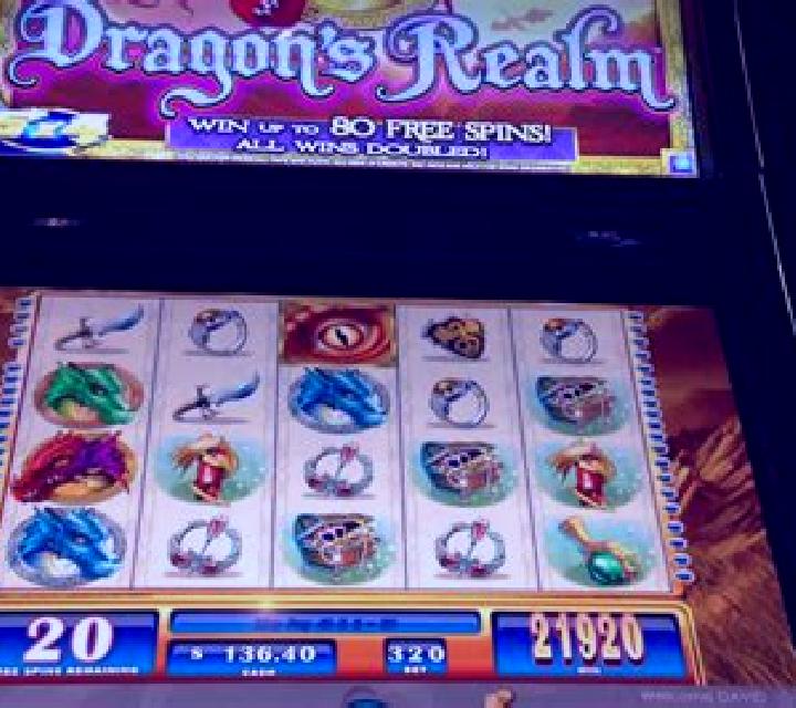 Dragon s Realm slot machine