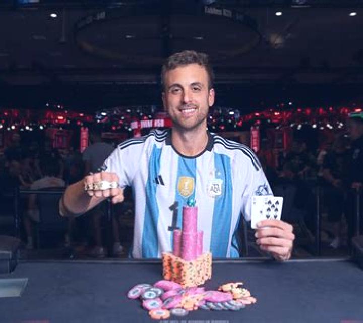 Draw Poker (R. Franco) online slot