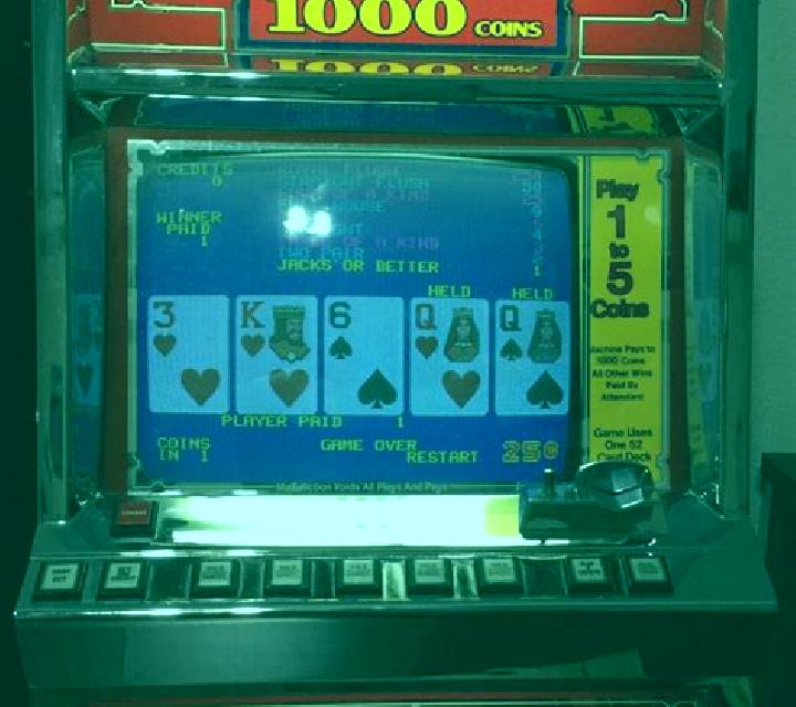 Draw Poker (R. Franco) slot machine