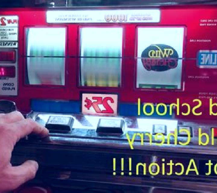 Dream 3 Team 80s - 90s slot machine