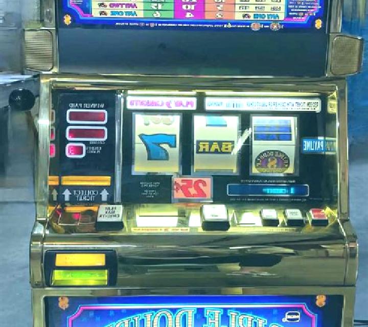 Dreams & Dollars slot machine