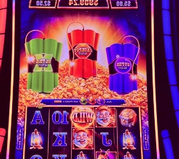 Dynamite & Gold slot machine