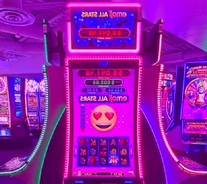 Edge of the Stars slot game