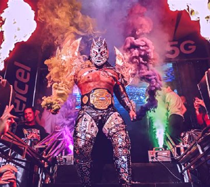 El Luchador slot machine