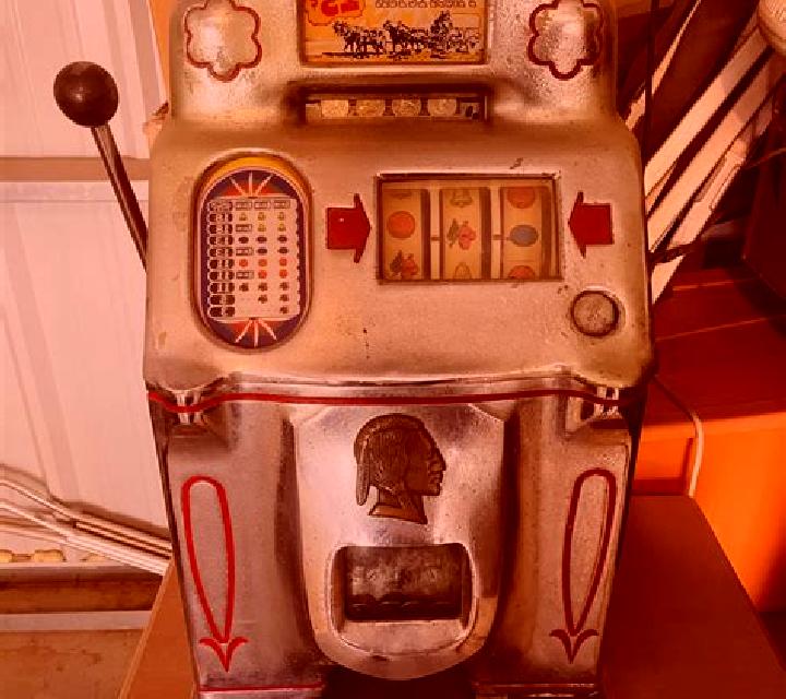 El Paso Saloon slot machine