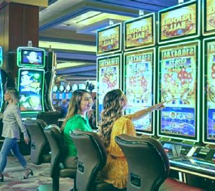 Electric Power Play slot machine