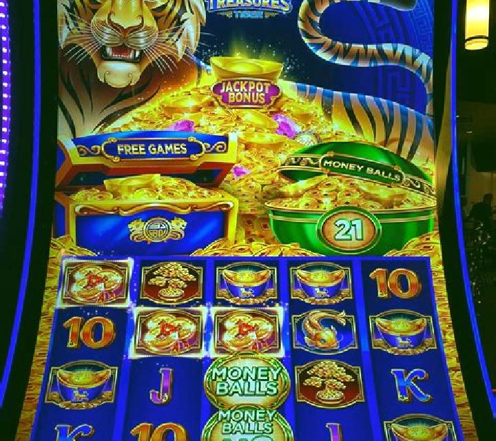 Electric Tiger slot machine