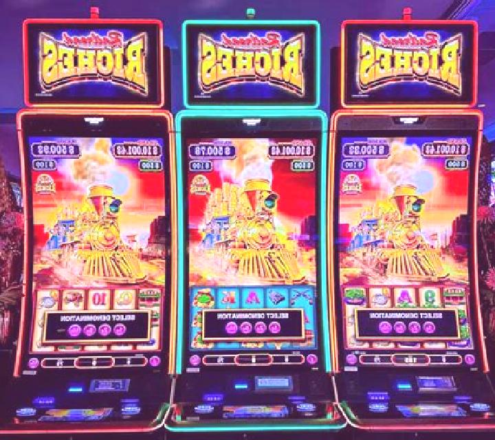 Elevating Riches Flame slot machine