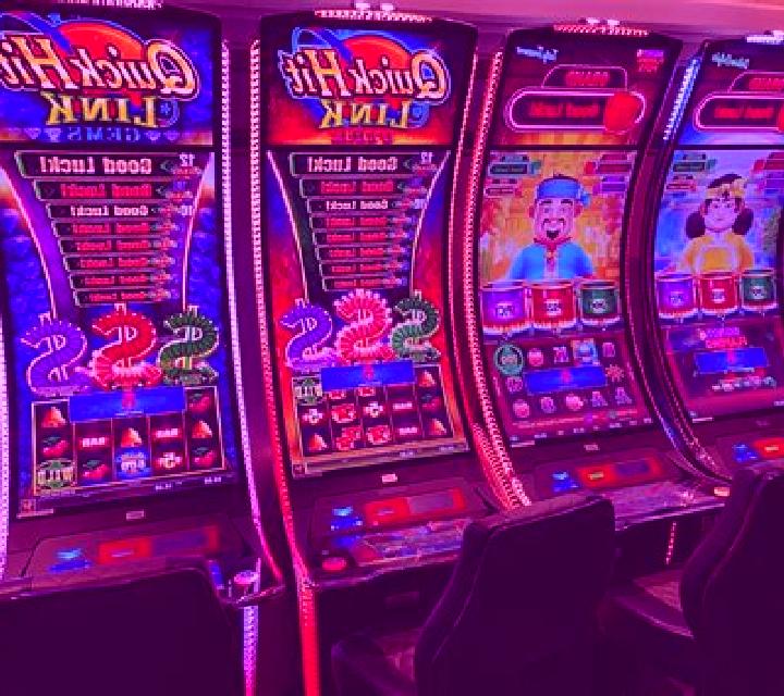 Elizabeth slot machine