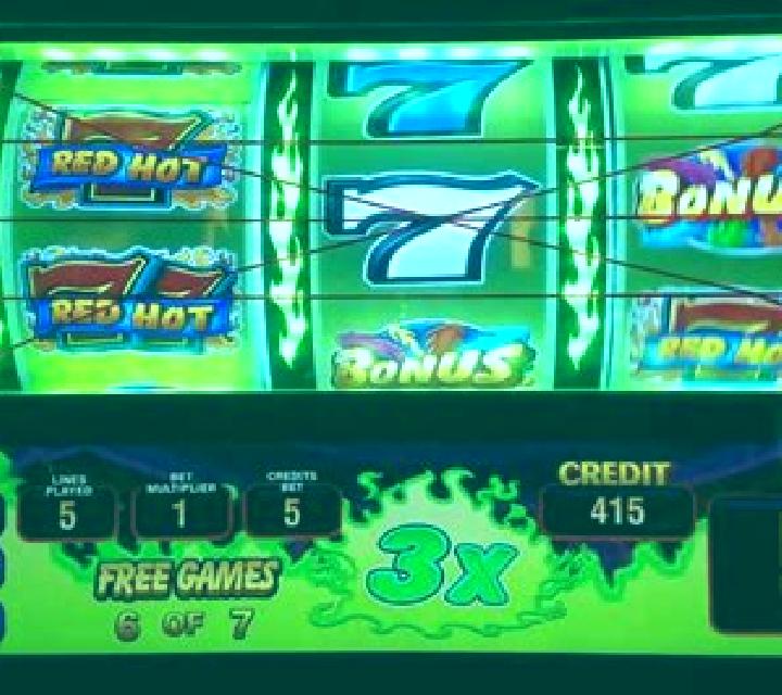 Emaki and the Sevens slot machine