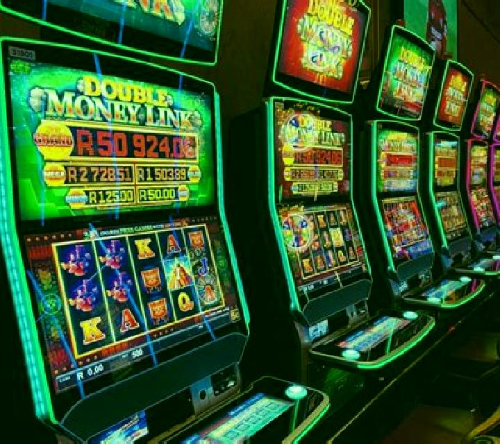 Emperor s Palace (Amusnet) slot game