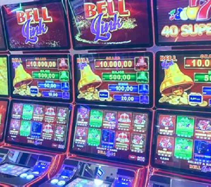Emperor s Palace (EGT Digital) slot machine