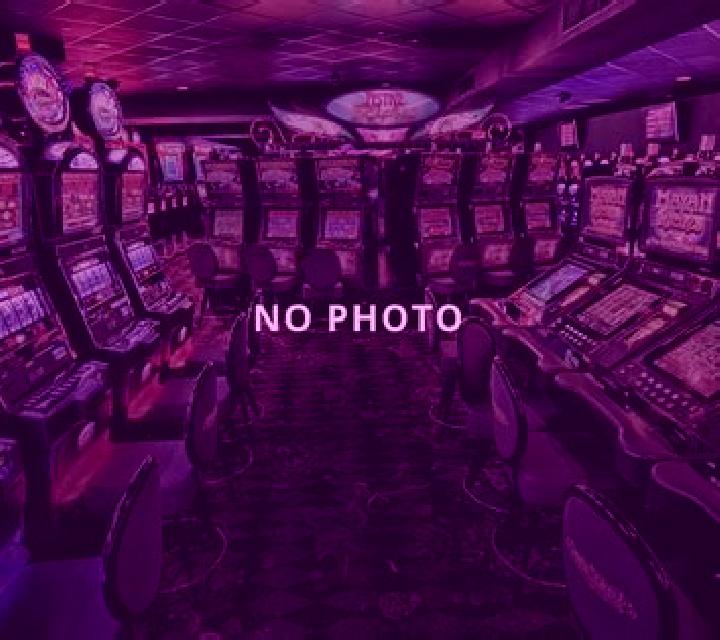 Empire Treasures Scratch slot machine