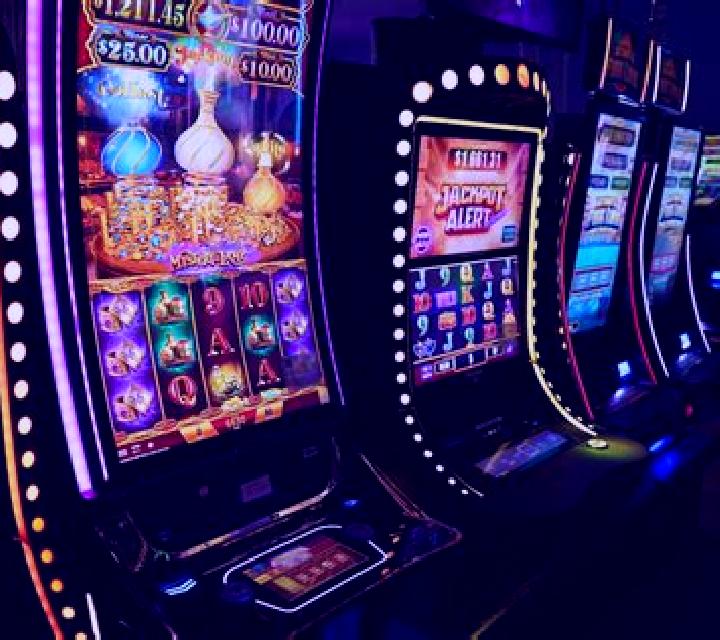 Enter The KTV slot game