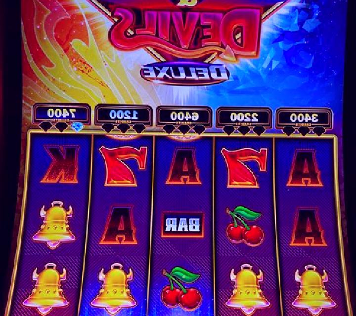 Evil Devil slot machine