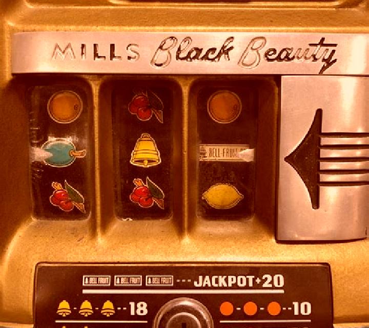 Exceeding Beauty slot machine