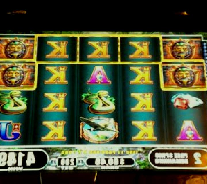 Exotic Treasures slot machine