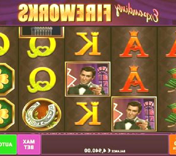 Expanding Fireworks online slot
