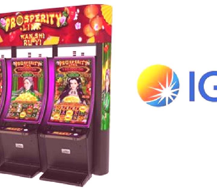 Expanding Fireworks slot machine