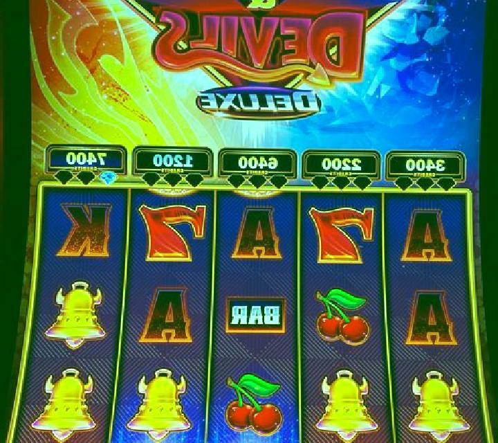 Expansion of Diamonds slot machine