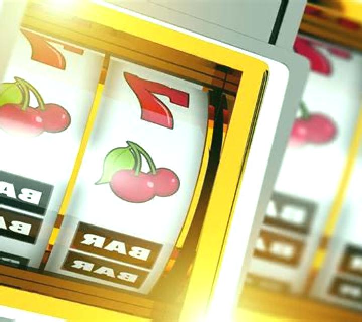 Explodiac RHFP slot machine