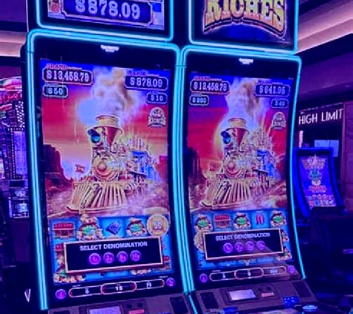 Extreme Riches slot machine