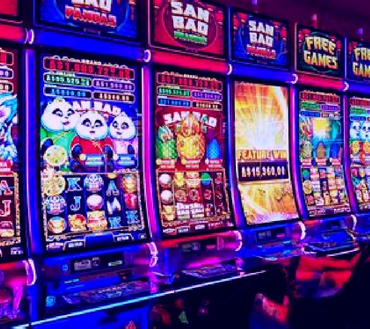 Fa Fa Fa (Funky Games) slot machine
