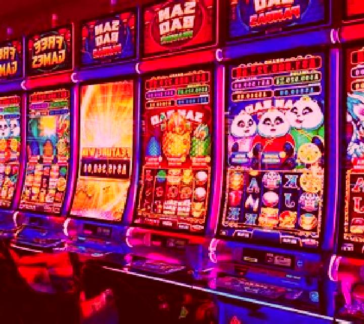 Fa-Fa Pow slot machine