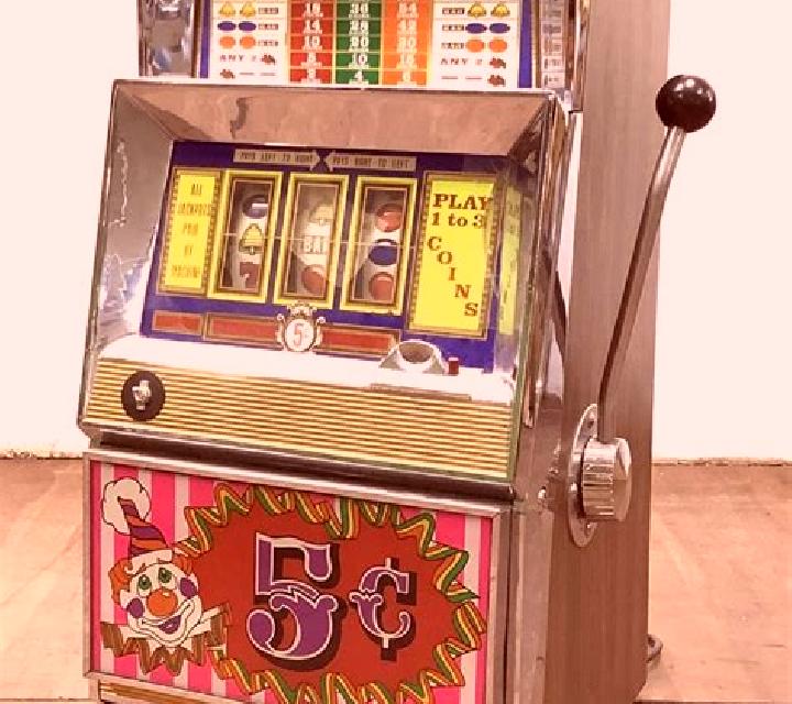 Fancy Poker 5 slot machine