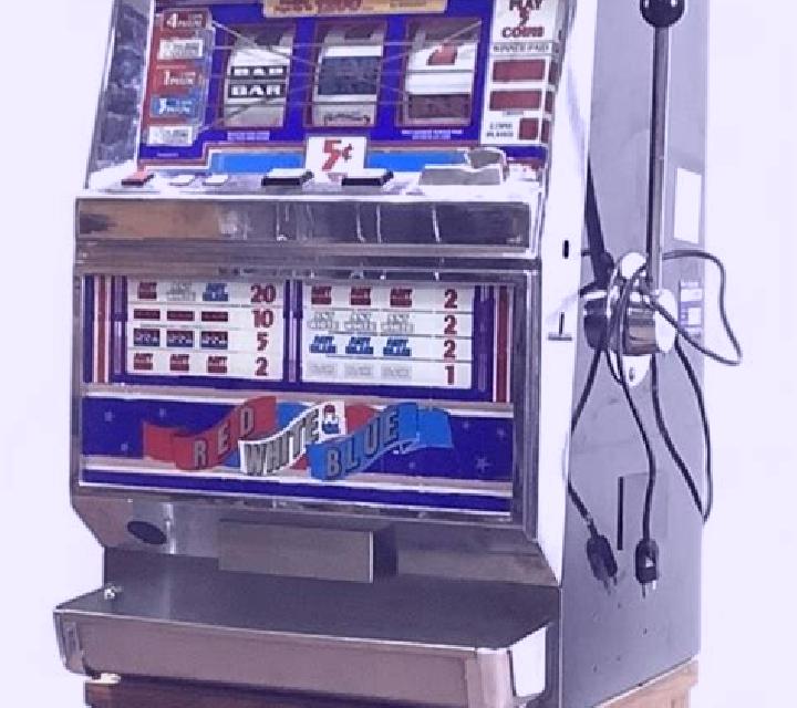 Fandango s 3 Lines slot machine