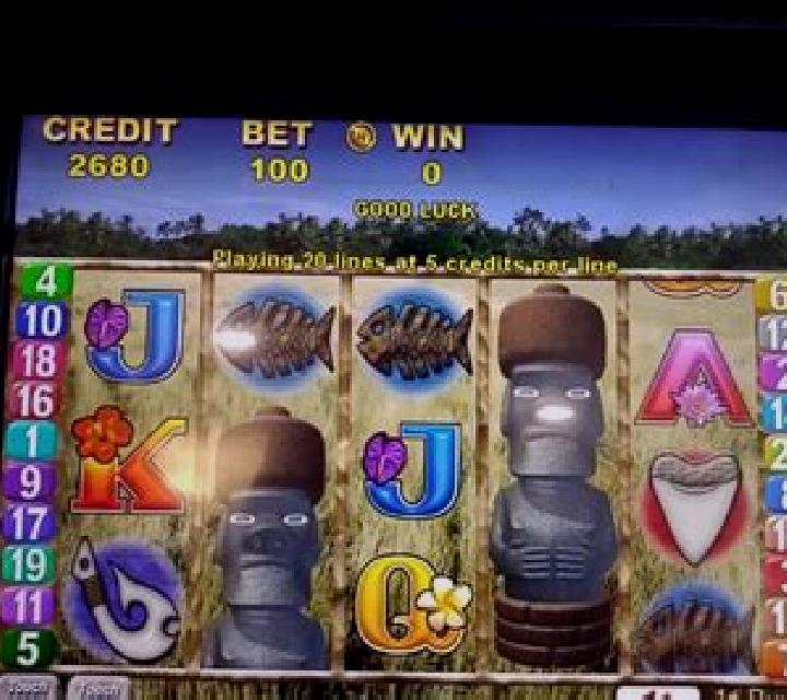 Far Island slot machine