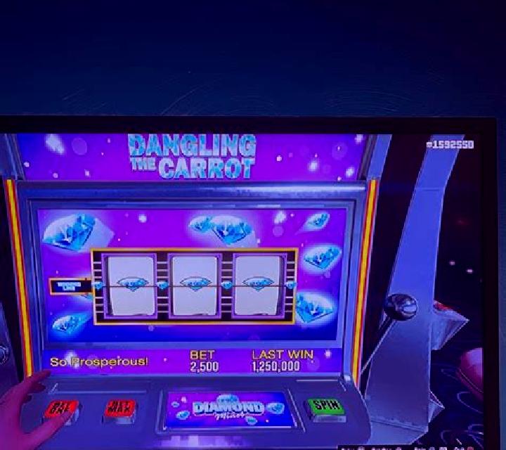 Farahs Adventure slot machine