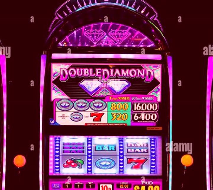 FashionTV Flash Diamond slot machine