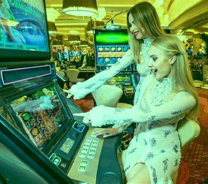 Fast and Sexy slot machine