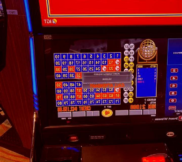 Firefly Keno slot