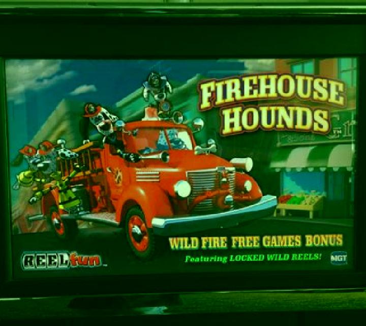 Firehouse Hounds slot machine