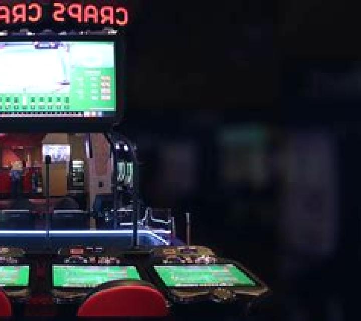 First Person Craps slot machine