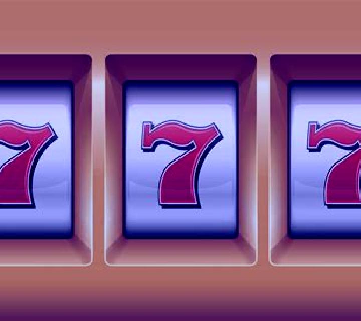 Flaming Seven (Swintt) online slot