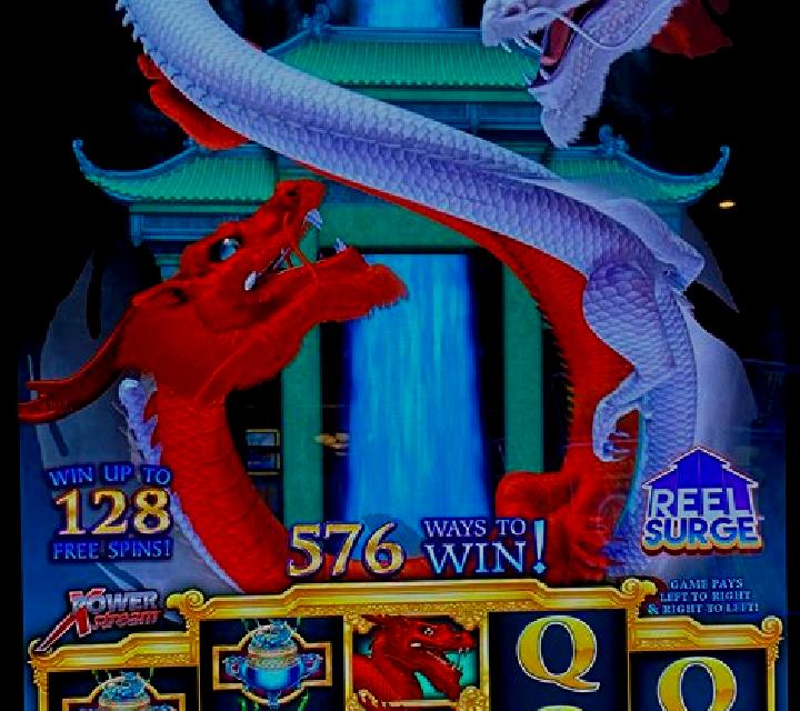 Flexing Dragons slot machine