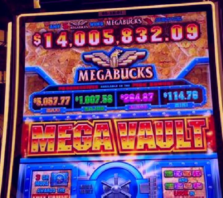 Fluffy Mega Jackpot slot machine