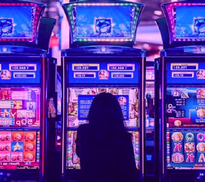Fortune Four slot machine