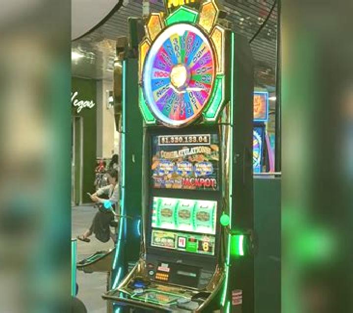 Fortune of the Scarab 2 slot machine
