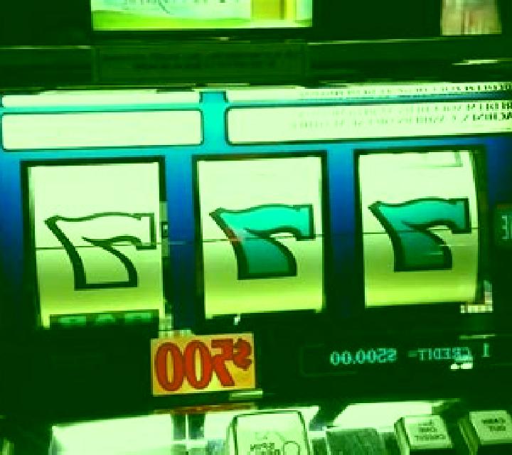 Fortune Yuri 500 slot machine