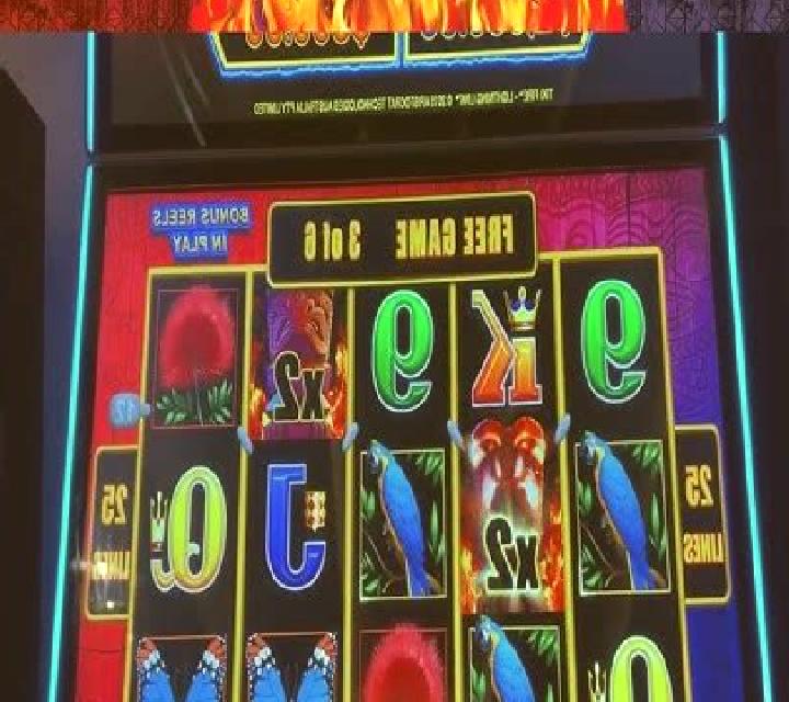 Fox Fire slot machine