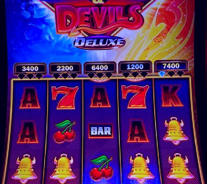 Fresh Fruit deluxe Diamonds slot