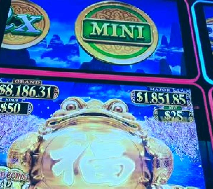 Frog Creek slot machine